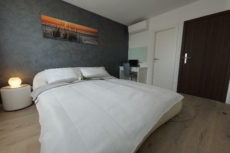 More Than Accommodation Братислава Екстер'єр фото