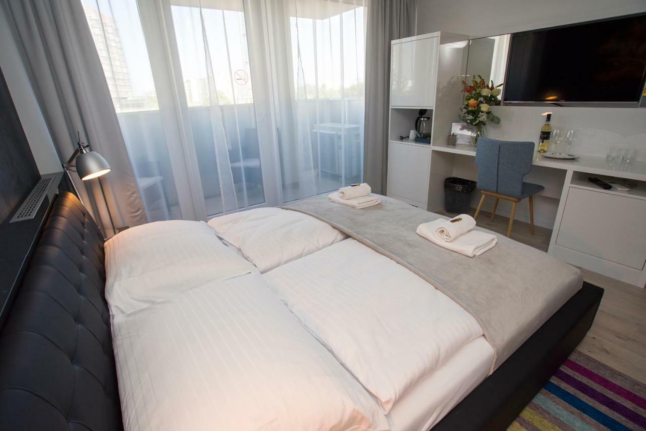 More Than Accommodation Братислава Екстер'єр фото