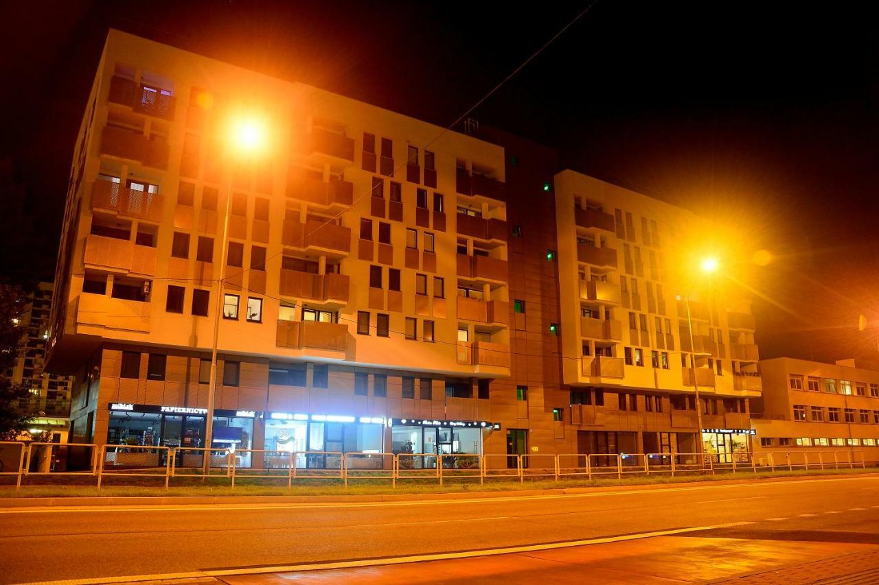 More Than Accommodation Братислава Екстер'єр фото